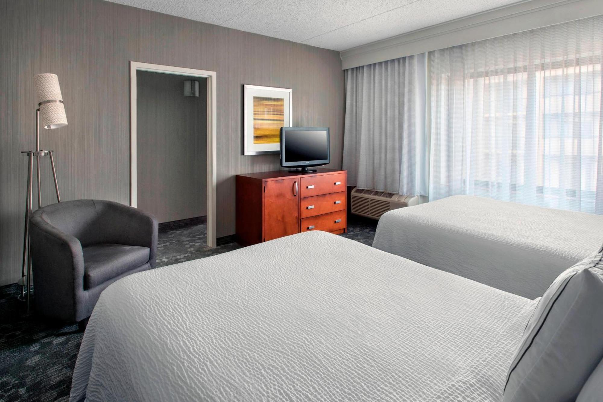מלון Courtyard Newark Liberty International Airport מראה חיצוני תמונה