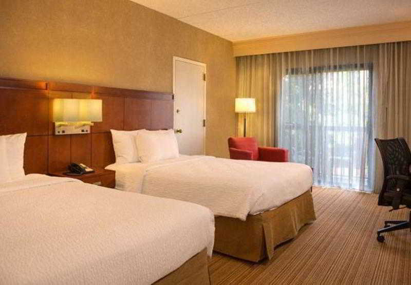מלון Courtyard Newark Liberty International Airport מראה חיצוני תמונה
