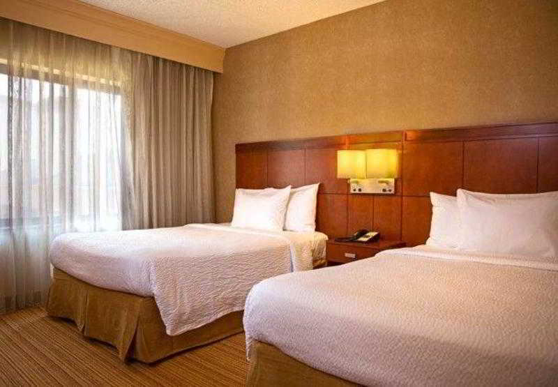 מלון Courtyard Newark Liberty International Airport מראה חיצוני תמונה